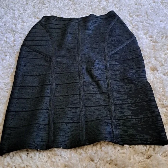 ALBERTO MAKALI Black Metallic Bandage Bodycon Midi Skirt With‎ Zipper Size M - Picture 2 of 7